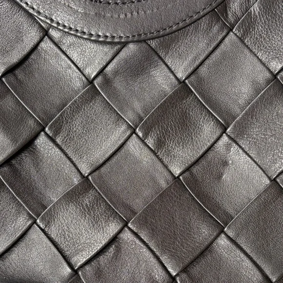 HOBO Black weaved soft pebbled Leather Shoulder Bag - Picture 2 of 16